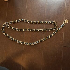 Designer style leather, and change traps belt size S